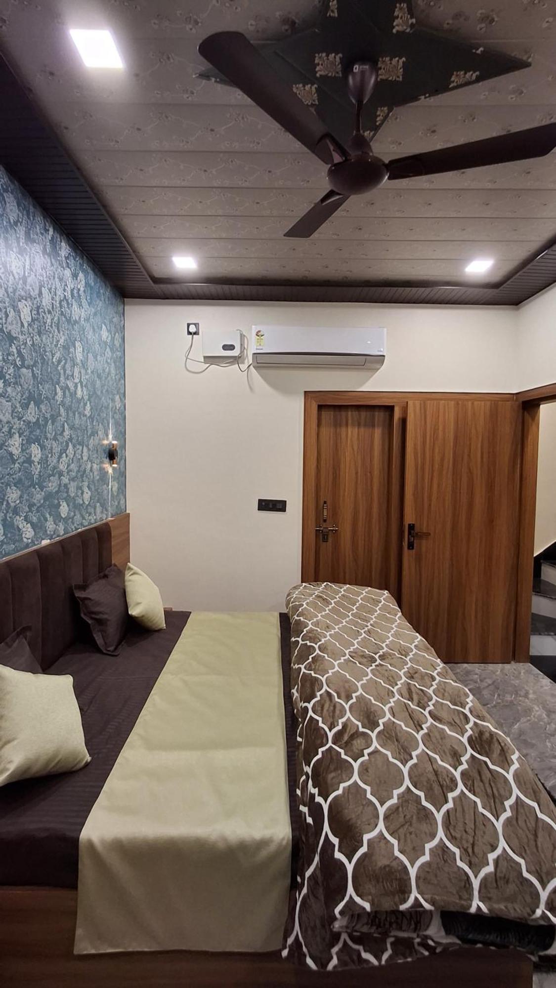 Shri Harihar Dham Hotel Mathura Kültér fotó