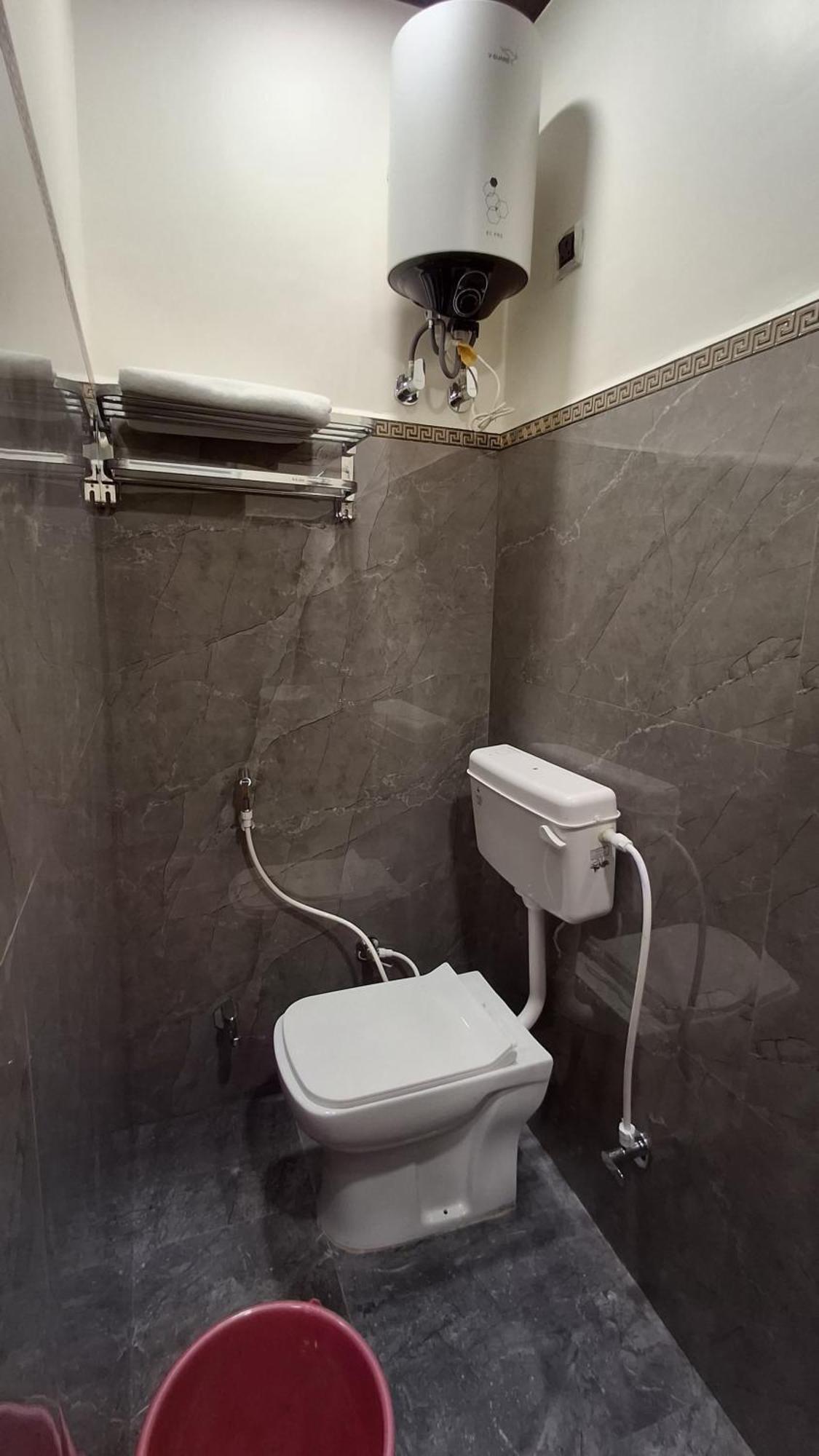 Shri Harihar Dham Hotel Mathura Kültér fotó